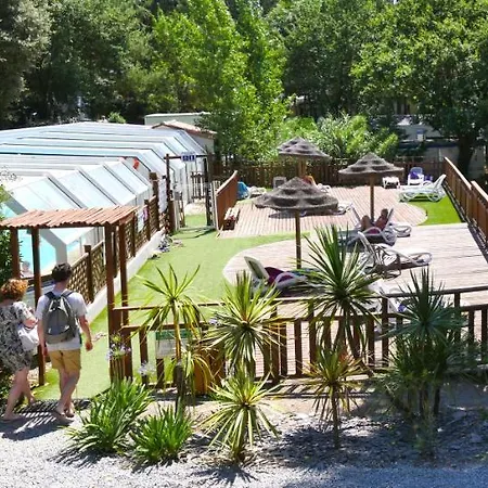 Kamp alanı Camping Sunissim Le Paradis By Locatour 4*